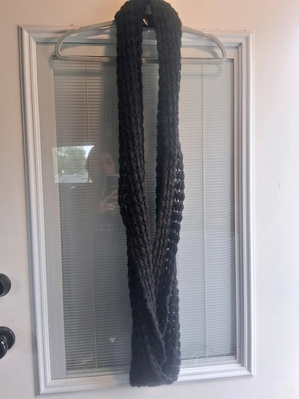 Aeropostale Textured Knit Scarf in Black Like New
